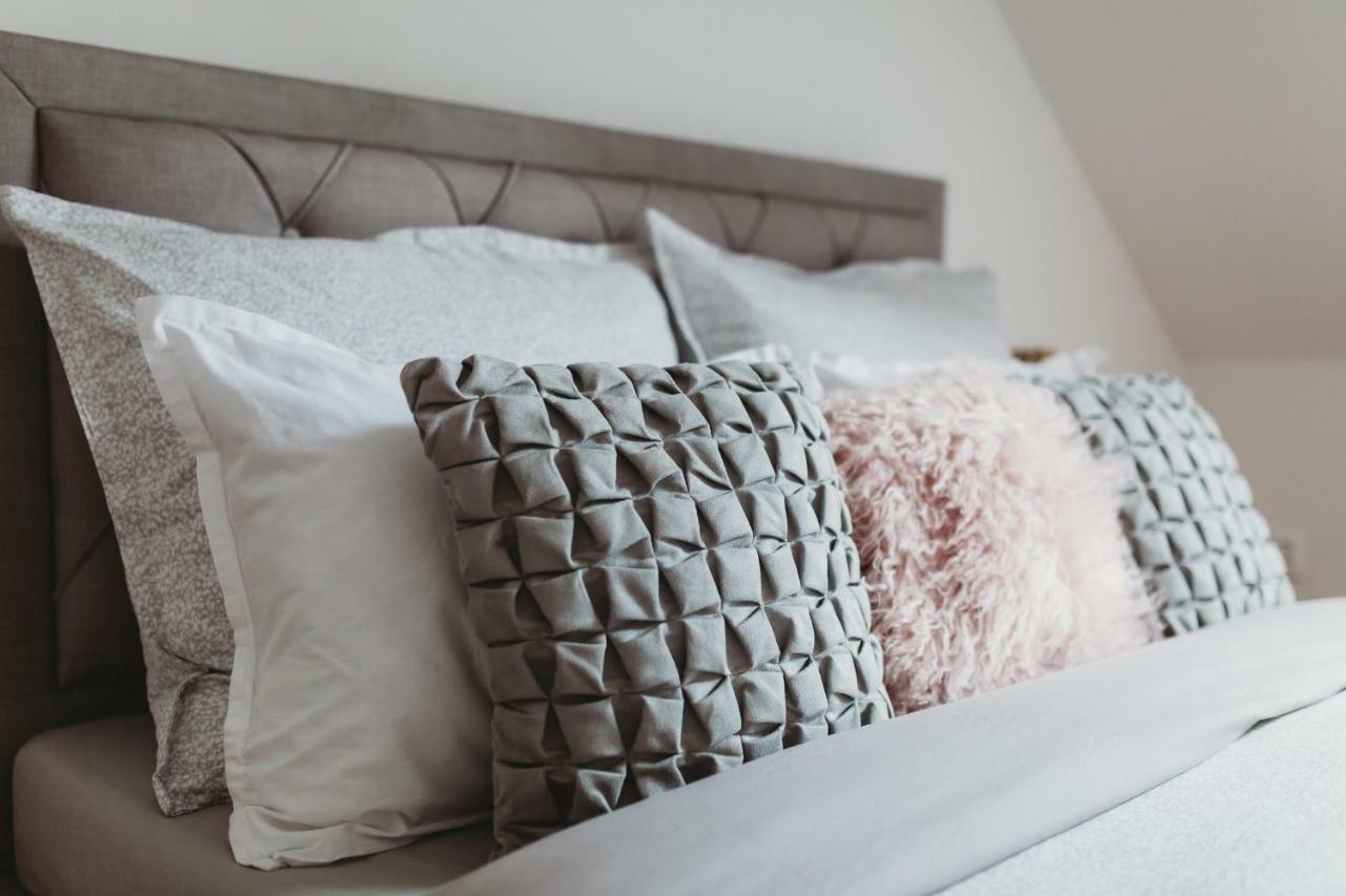 Center City Charming Loft Apartment コシツェ エクステリア 写真